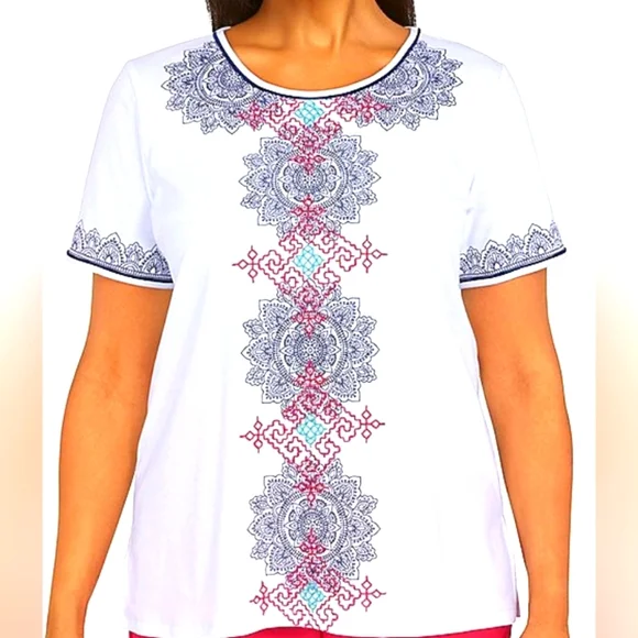 Boho Cottagecore womens shirt happy hour medallion Nwt - Picture 1 of 2